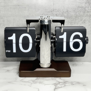 Reloj Despertador de Escritorio Automático con Diseñ<span class=keywords><strong>o</strong></span> Triangular Art Deco Mecánico Creativo, con Calendario, Funciona con Batería, para Oficina y Dormitorio - Product Image 4