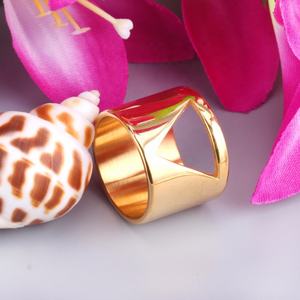 Anillo de Dedo de Diseño Simple y Moderno 2022, Anillo de Hombre sin Piedras, Anillo de Oro de 14k - Product Image 4