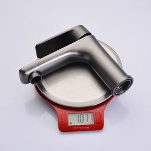 Robinet moderne monotrou en acier inoxydable Gunmetal Robinet <span class=keywords><strong>de</strong></span> bassin d'eau chaude et froide pour évier <span class=keywords><strong>de</strong></span> <span class=keywords><strong>lavabo</strong></span> domestique Noyau <span class=keywords><strong>de</strong></span> valve en céramique - Product Image 2