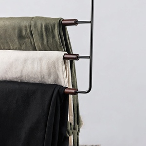 <span class=keywords><strong>Cintre</strong></span> à pantalons multicouche <span class=keywords><strong>en</strong></span> hêtre avec rangement sans couture et <span class=keywords><strong>cintre</strong></span> <span class=keywords><strong>en</strong></span> <span class=keywords><strong>bois</strong></span> multifonctionnel pliable - Product Image 1