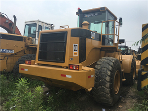 Chargeuse sur pneus Cat 950G d'occasion à faible nombre d'heures de fonctionnement, capacité nominale de 5 tonnes, avec pompe Cat, idéale pour les carrières et la remise en état des terres - Product Image 2