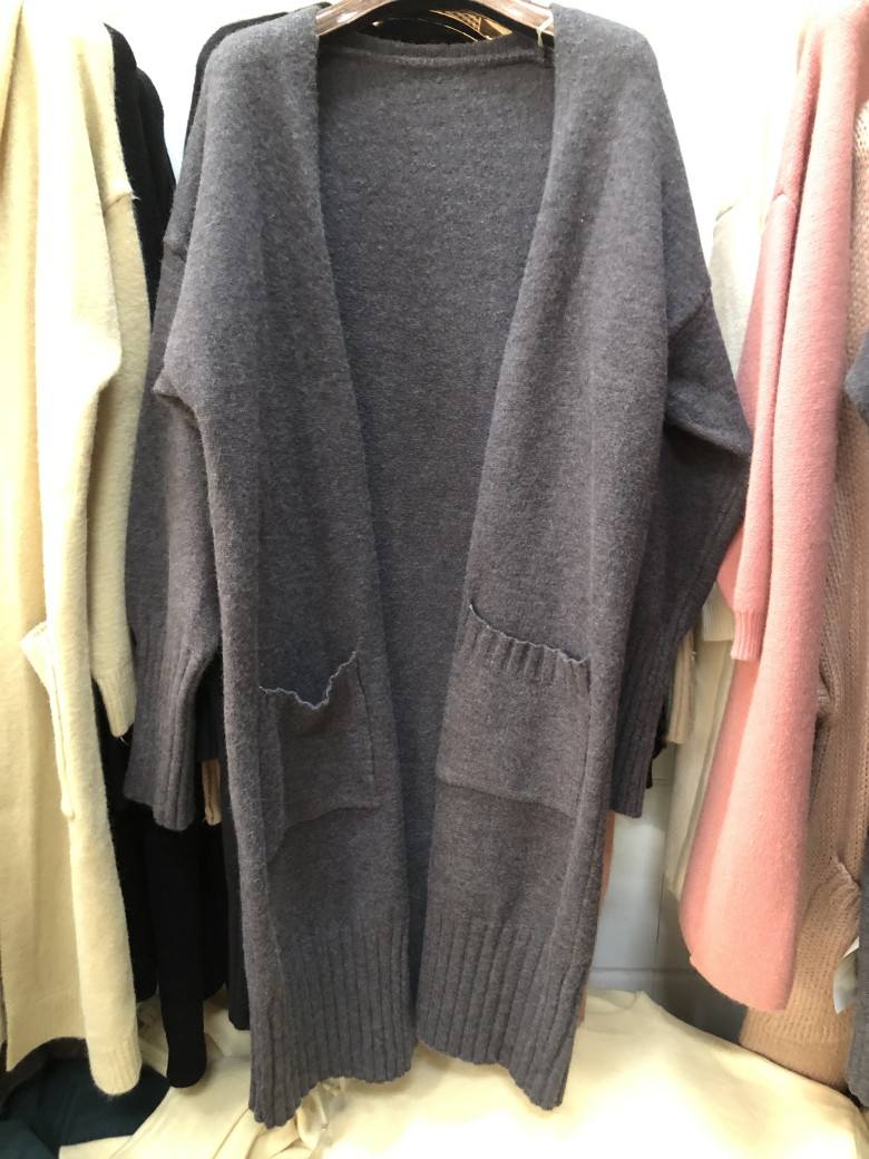 สีเทาหนา