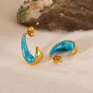 Boucles d'oreilles pendantes tendance pour femme, bijoux raffinés en acier inoxydable plaqué or, motif lune - Product Image 2