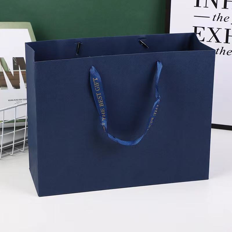 สีน้ำเงิน