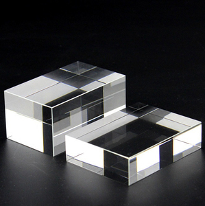 Atacado Personalizado 3D Laser Esculpido Cubo De Vidro UV Impresso Presente Do Negócio Esportes Amor Tema Em Branco Cubos De Cristal Paperweight Modelo - Product Image 4