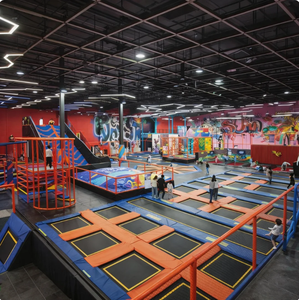 Parc <span class=keywords><strong>de</strong></span> trampolines intérieur clé en main personnalisé avec toboggan à grande vitesse et piscine à balles pour enfants et <span class=keywords><strong>adultes</strong></span>, <span class=keywords><strong>aire</strong></span> <span class=keywords><strong>de</strong></span> <span class=keywords><strong>jeux</strong></span> d'aventure - Product Image 2