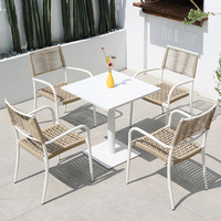 Ensemble de table et chaises de salle à manger d'extérieur nordique moderne, table basse, combinaison trois pièces, tressage en corde d'oléfine, structure en alliage d'aluminium, pour patio