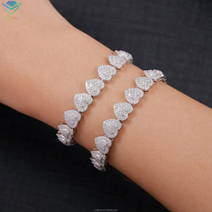 Bracelet cœur luxueux serti de diamants moissanite VVS, plaqué or, argent sterling 925, certificat GRA, passe le testeur de diamants, unisexe - Product Image 6