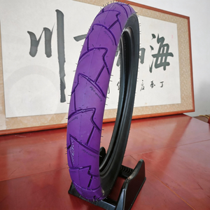 Pneu de moto 90/90-18 T88 à structure haute densité, couleur personnalisée en usine, avec adhérence anti-hydroplanage pour cyclomoteurs (type Javanese) - Product Image 4
