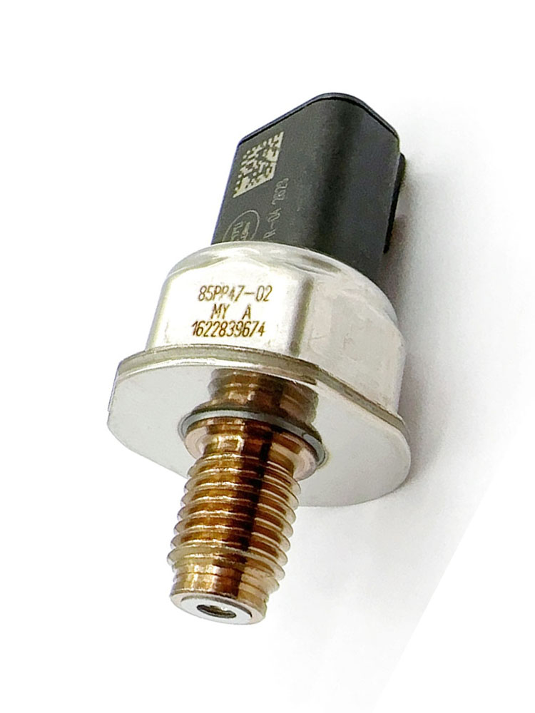 New Oil Fuel Rail Pressure Sensor OEM 85PP47-02 7210-0497