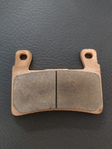 Plaquettes de frein avant de moto frittées M296HH pour Benda 300 Kingira 300 Harley Soft Tail XR1200 Kawasaki <span class=keywords><strong>636</strong></span> <span class=keywords><strong>Honda</strong></span> CB400 - Product Image 4