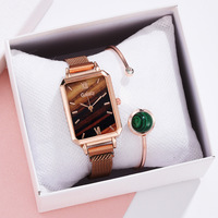 WJ-10925 Nouvelle montre-bracelet tendance pour femme, en alliage, de luxe, à profil haut, avec petit cadran vert, montre à quartz carrée
