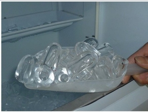 Cilindro automático de bala para hacer hielo con salida diaria de 20kg con máquina de almacenamiento de hielo - Product Image 6