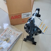 Pompe à diaphragme compacte ARO PD05R-AAS-STT-B |   1/2" Métallique |   12 GPM maximum |   Matériau de bille en PTFE