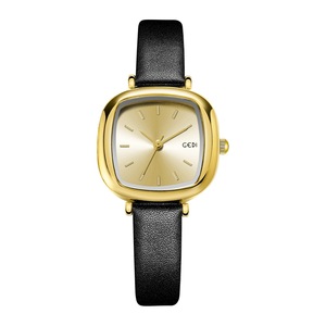 Women's Luxury Gold-Tone Carbon Fiber Case <b>Watch</b> with <b>Black</b> Dial Stylish Minimalist Quartz Movement Best-Seller - Product Image 3