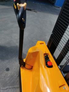 2025 नई शैली CDDC15-20 इलेक्ट्रिक पैलेट स्टेकर डीसी सिस्टम बैटरी संचालित सामग्री हैंडलिंग उपकरण - Product Image 6