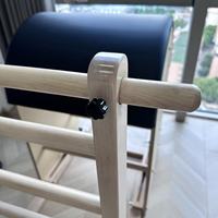 Baril d'escalier en érable professionnel pour Pilates – Équipement durable et écologique pour studios de Pilates, usage domestique et Reformer de fitness pour le renforcement du tronc