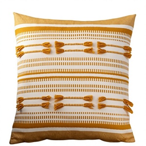 Funda de Cojín Decorativa Cuadrada Bohemia Tejida a Rayas con Borlas, Bordada, 200 Hilos, Lavable, para el Hogar - Product Image 1