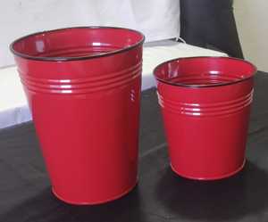 Maceta Redonda de Metal con Recubrimiento en Polvo Rojo para Plantas, Cubo para Decoración de Interiores y Exteriores, Hogar y Jardín - Product Image 2