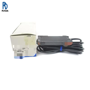 E3c-lda11 12-24vdc 2m Nsmp Nuevo en Stock Controlador de Programación PLC Dedicado para Automatización Industrial - Product Image 1