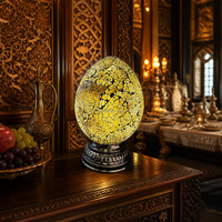 Lampe de table en forme d'oeuf en verre mosaïque turque faite à la main de petite taille moyenne Marrakech