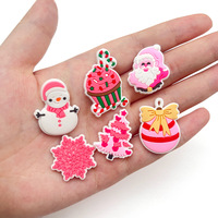 Nouveau rose PVC noël dessin animé sabot chaussure boucle breloques chaussures personnalisées breloques bricolage accessoires enfants Bracelet pour cadeaux de noël