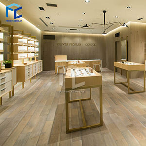 Design d'Interni per Negozi di Ottica in MDF con Finitura Lucida - Product Image 3