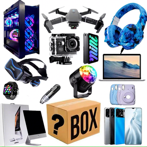 Cofanetto Regalo Misterioso Elettronico 3C Avanzato 2026 - 1-5 Pezzi Casuale: Smartphone, Smartwatch, Tablet, Accessori Gadget Premium - Product Image 3