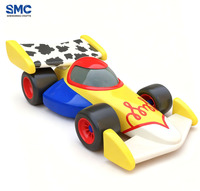 Sculpture de voiture moderne en fibre de verre personnalisée SMC, peinte sur mesure, style Pop Art, grande statue de paysage extérieur, astronaute, pingouin de dessin animé