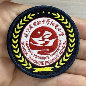 Toppe in Tessuto Twill Ecologiche Personalizzate con Motivo Cowgirl, Termoadesive con Ricamo e Adesivo o con Retro Cucibile - Product Image 4