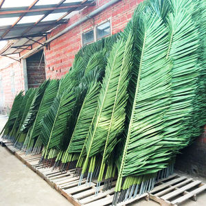 أغصان وأوراق نخيل صناعية من البلاستيك والنسيج قابلة للتخصيص ومقاومة للأشعة فوق البنفسجية - Product Image 6