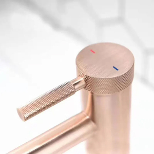 Sanipro mới sang trọng có khía thiết kế chải Rose Gold sơn mặt đồng cao tap rửa lưu vực bồn rửa vòi nước cho phòng tắm - Product Image 2
