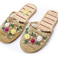 Chaussons d'été pour femmes de style chinois, en EVA brodé, à bout fermé, avec motif floral créatif, en maille respirante, à enfiler, à talons ouverts, rafraîchissants pour la maison