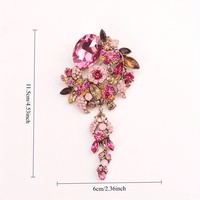 Broche de qualité supérieure à motifs floraux, Matrice de pierres précieuses Fibonacci et Noyau de pierres précieuses roses avec Dopamine Drip Luxury Pines