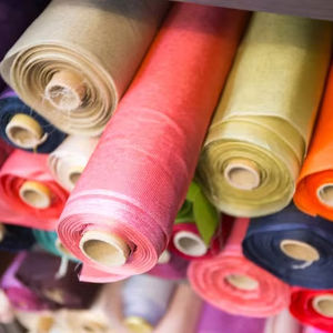 Núcleos de papel Kraft personalizados para laminado de telas en la industria textil hecho en Vietnam al mejor precio para la venta - Product Image 1