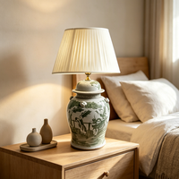 Lampe en céramique de style rétro vert et blanc, lampe de table en céramique à peinture traditionnelle vert mat pour chambre à coucher