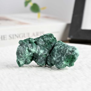 Espécimen Mineral de Malaquita de Alta Calidad, Cristal Verde Natural en Bruto para Adorno de Escritorio, Sanación Reiki y Colección - Product Image 5