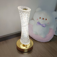 Lampe de table géométrique en acrylique YIDA, best-seller, pour chambre et salon, veilleuse tactile, cadeau décoratif d'ambiance intérieur