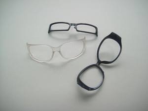 แม่พิมพ์แว่นกันแดดเครื่องโพลีคาร์บอเนตเครื่อง Thermoforming งานอดิเรกเครื่องฉีดพลาสติก - Product Image 6