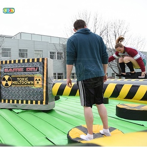 gonflable commercial effacer la fusion du balai dernier homme debout jeux - Product Image 2
