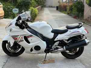 Suzuki GSX1300R <span class=keywords><strong>Hayabusa</strong></span> 1300cc Moteur à quatre cylindres en ligne refroidi par liquide Sport Tourer - Product Image 6