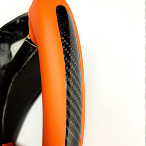 Volant de direction en forme de croix pour <span class=keywords><strong>Tesla</strong></span> <span class=keywords><strong>Model</strong></span> <span class=keywords><strong>S</strong></span>/X/Y, vente en gros d'usine, modification de personnalité pour les années 20-21, fabriqué en Chine - Product Image 4