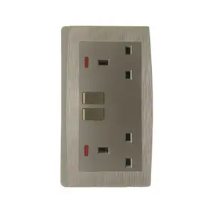 OSWELL Advanced fashion plastic spray painted wall electrical switch 13A UK wall switch socket dual socket C-type USB