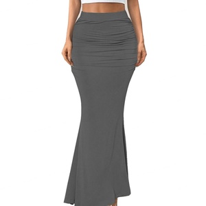 Jupe plissée à grand ourlet, ajustée et sexy, en maille tricotée, style décontracté, nouvelle collection été, pour femme, vente en gros, personnalisable OEM, luxe léger - Product Image 3