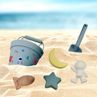 Lot de seaux de plage en silicone AOHUA pour la vente en gros, outils de jeu aquatique et de fouille de sable, grandes pelles et jouets pour le sable