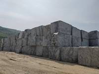 Bloc de pierre en granit gris du Shandong, taillé à la machine, écologique, solution globale moderne, support technique en ligne, utilisation pour villas et parcs