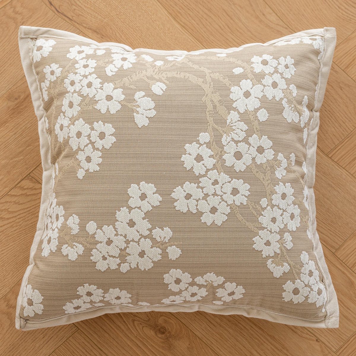 Fine lines peach blossom