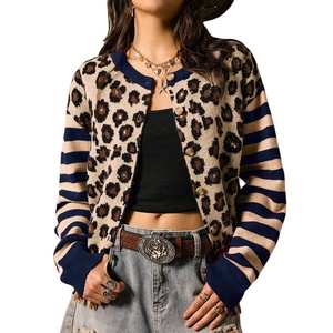 Cardigã Feminino Chic 2026 com Estampa de Leopardo e Listras, Suéter de Malha Y2K com Botões e Manga Longa, Agasalho de Outono - Product Image 4