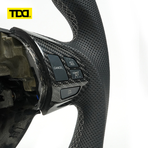พวงมาลัยคาร์บอนไฟเบอร์สีดำ TDD สำหรับมิตซูบิชิ - Product Image 5