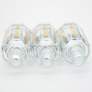 Minyak <span class=keywords><strong>Oud</strong></span> Kayu Gaharu Kamboja <span class=keywords><strong>Thailand</strong></span> Aroma Manis Botol Kaca 12ml dengan Aplikator Kaca - Product Image 3